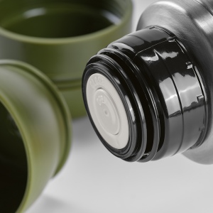 Thermos Loire inox 810&amp;#8239;ml. 2 gobelets et mousqueton 81