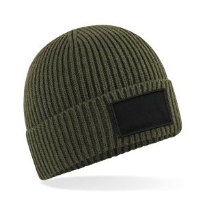 Bonnet tendance à patch 17