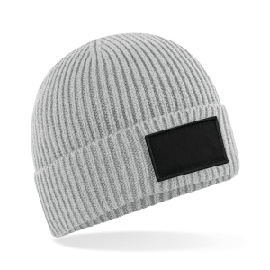 Bonnet tendance à patch 16