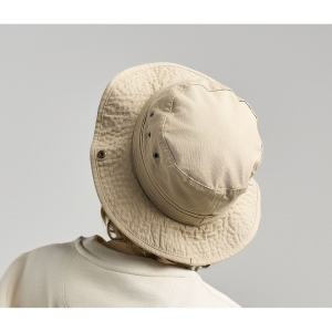 Chapeau globe-trotter