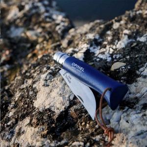 Couteau de poche conçu par Opinel 16