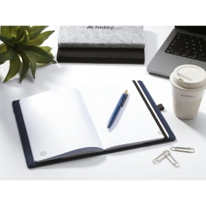 Stylo à bille à encre bleue dont le corps est fabriqué en aluminium 100% recyclé, avec une finition mate 23