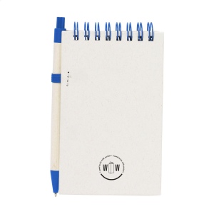Carnet A6 dont la couverture et le papier sont fabriqués à partir de restes de papier provenant de briques de lait recyclées (jusqu'à 70%) et de 30% de papier recyclé 10
