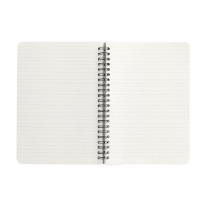Carnet A5 avec une couverture en marc de café qui sent même le café ! Le marc de café qui reste après l'infusion est utilisé pour créer ce produit 5