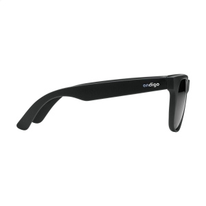 Ces lunettes de soleil très tendance ont une monture en plastique recyclé 11