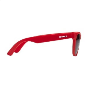 Ces lunettes de soleil très tendance ont une monture en plastique recyclé 13