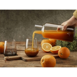 Cette carafe spéciale Smokey est fabriquée en verre et munie d'un bouchon en liège naturel 5