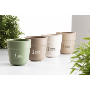 Un gobelet à café réutilisable de la marque BE O Lifestyle 19