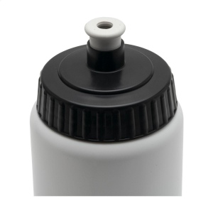 Cette bouteille d'eau de sport pratique est fabriquée en Bio LDPE, un matériau 100% recyclable créé à partir de matières premières à base de canne à sucre 23