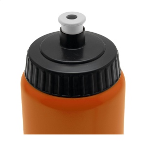 Cette bouteille d'eau de sport pratique est fabriquée en Bio LDPE, un matériau 100% recyclable créé à partir de matières premières à base de canne à sucre 26