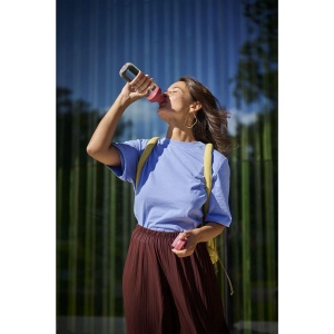 Bouteille d'eau tendance et réutilisable de la marque Mepal 13