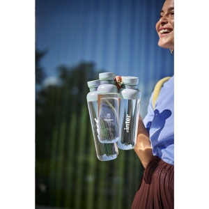 Bouteille d'eau tendance et réutilisable de la marque Mepal 15