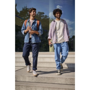 Bouteille d'eau tendance et réutilisable de la marque Mepal 13