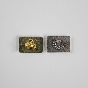 Pin's rectangulaire - France 3
