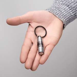 Porte-clefs Bold Stripe Chrome & Gun 3
