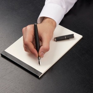 Stylo plume Brick Black 5