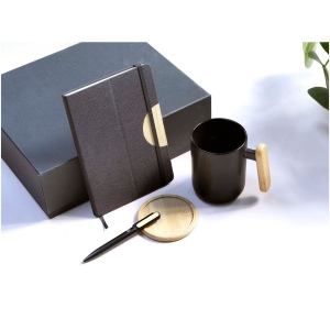 Coffret cadeau Laura avec carnet à couverture rigide A5 et stylo bille (encre noire) 8