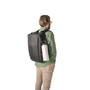 DALLAS. Sac à dos de voyage en polyester 600D recyclé haute densité pour ordinateur portable de 17.3 pouces 8