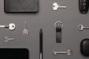 Porte-clés luxe en PU et alliage de zinc recyclé RCS 8