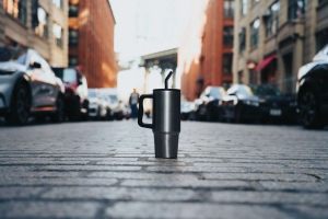 Mug 900ml en acier inoxydable recyclé Embrace RCS 27