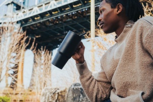 Mug 900ml en acier inoxydable recyclé Embrace RCS 15