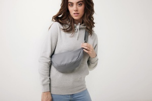 Sac banane en bandoulière en rPET AWARE™ Crescent 39