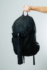 Parapluie 21'' avec mousqueton en rPET AWARE™ Yara 11