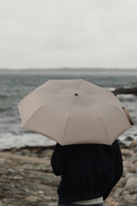 VINGA Parapluie de 21 pouces Baltimore en rPET AWARE™ 31