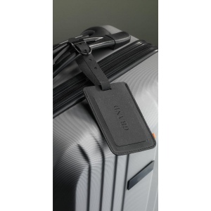 Ces étiquettes à bagages sont fabriquées à partir de déchets de cuir italien recyclés et de liants naturels 14