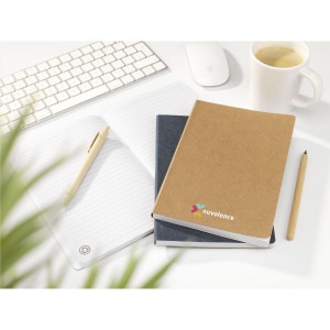 Carnet au format A5 recyclé avec couverture en kraft lavable 16