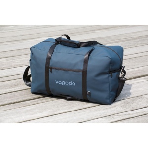 Sac de sport/de voyage très spacieux avec 2 poches zippées à l'intérieur et des poches supplémentaires à l'extérieur 20