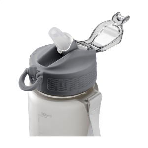 Bouteille d'eau fonctionnelle en PET recyclé 23