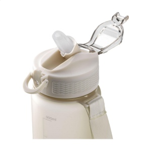 Bouteille d'eau fonctionnelle en PET recyclé 24