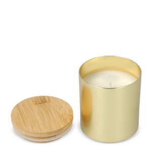 Bougie végétale parfumée Bhakti dans un pot en aluminium recyclé 22