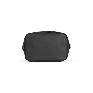 CANCUN. Sac thermique en polyester recyclé 600D avec sangle réglable 7 L 10