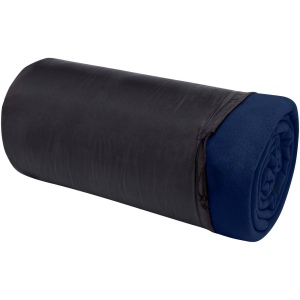 La couverture à carreaux unie Huggy est composée à 100 % de polaire 200 g/m², une matière douce et confortable qui fournit rapidement la chaleur nécessaire et retient la chaleur corporelle. 5