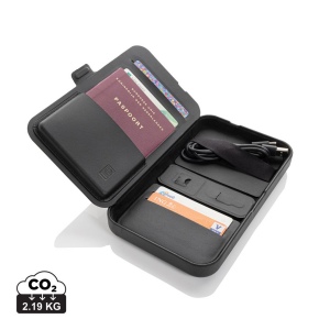 Étui de voyage avec chargeur 3 en 1 en PU RCS Swiss Peak 2