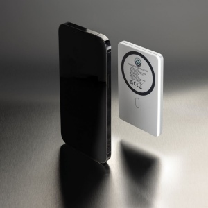 Powerbank 5000mAh et 5W en aluminium recyclé RCS Orion 24