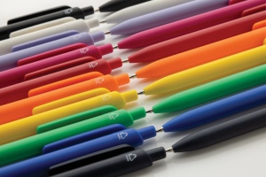 Stylo en ABS recyclé certifié GRS Bolt 16
