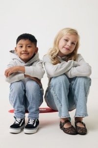 Sweat à capuche avec poches latérales IQONIQ Yengo Kids 104