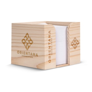 Bloc de papier 10x10x8.5cm dans une boîte cubique en bois
