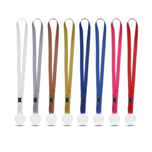 MEDAILLE PLASTIQUE (PMMA) EP 3 mm ET MAXI 30 cm2 AVEC CORDON SATIN 10