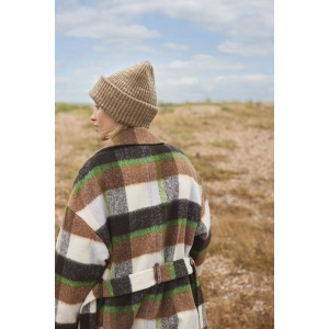 Bonnet à patch en grosse mailles 6