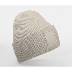 Bonnet avec empiècement carré 6
