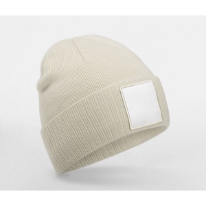 Bonnet tricoté avec empiècement 3