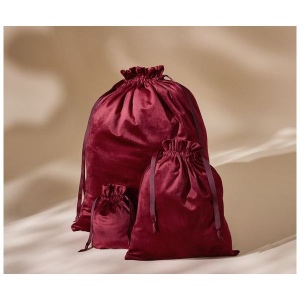 Pochette en velours pour cadeaux