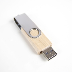 Clé Usb TWISTER en bois 2