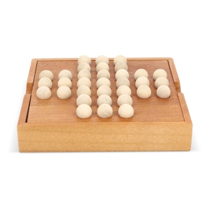 Jeu de solitaire avec billes 7