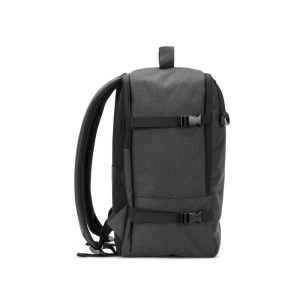 CIES. Sac à dos conçu pour répondre aux dimensions exigées par les compagnies aériennes en polyester recyclé haute densité 600D 5