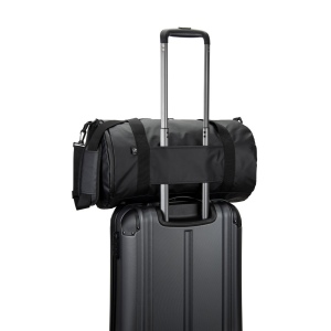 OSASCO SPORT. Sac de sport cylindrique en polyester recyclé haute densité 600D avec compartiment latéral pour les chaussures 6